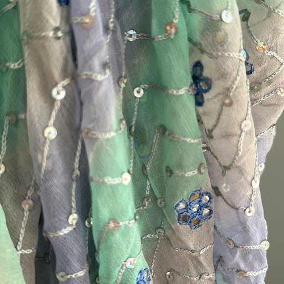 Vintage Ombré Ocean Sequined Wrap - Picture 8 of 13